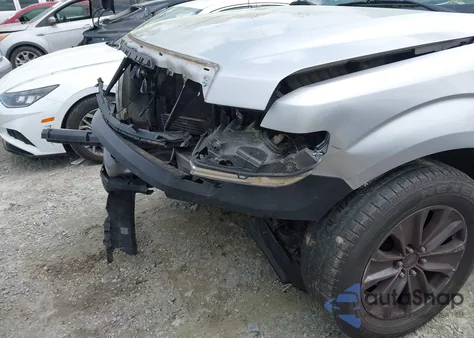 2010 Ford F-150 Fx2 Sport/Stx/Xl/Xlt z USA, uszkodzony, nr VIN 1FTEX1C83AFD29329